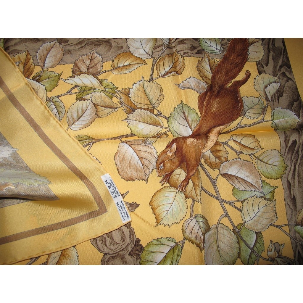 Hermes 1997 Banane/Olive Casse-Noisette by Antoine de Jacquelot Twill 90, New! - poupishop