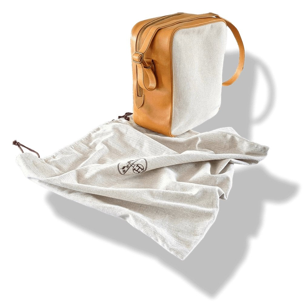 Hermes 1997 Natural Canvas and Leather VICTORIA CROSSBODY Travel Week-end Train Bag, Superb condition in Dustbag! - poupishop