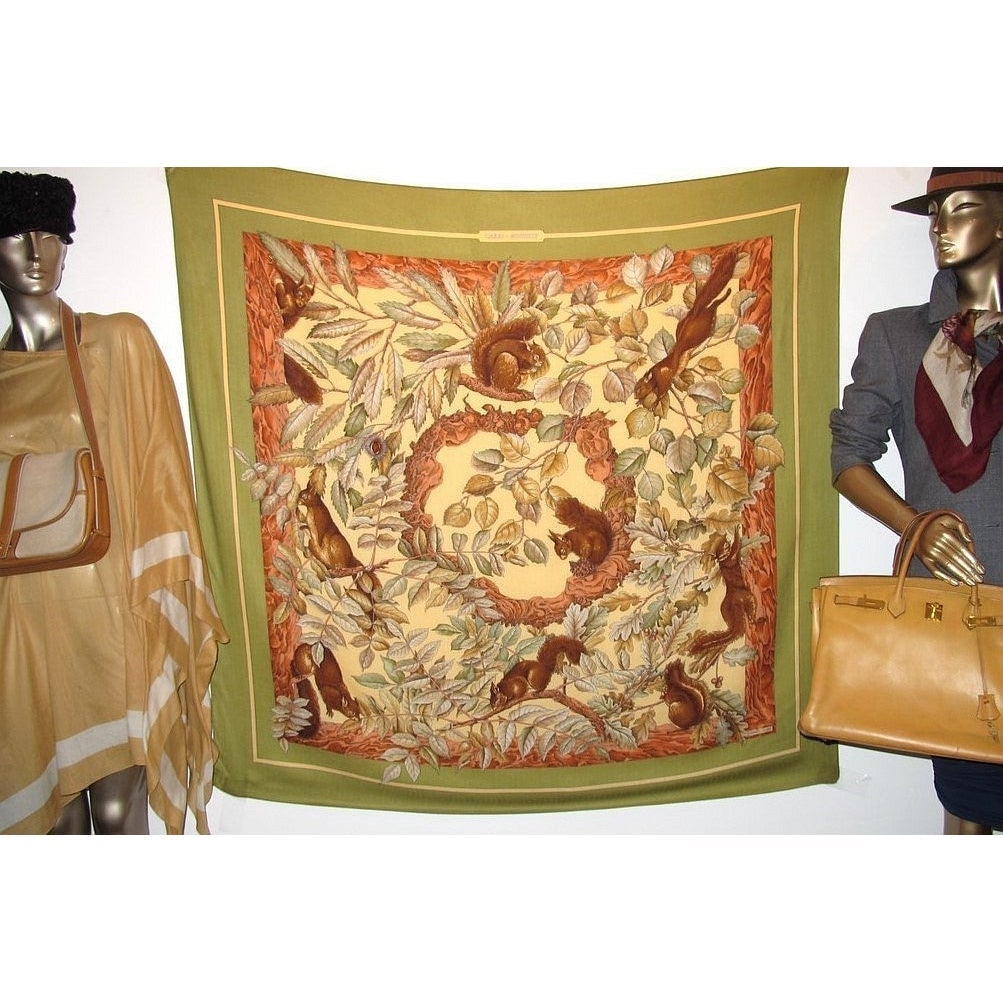 Hermes 1997 Olive Casse-Noisette Shawl 140