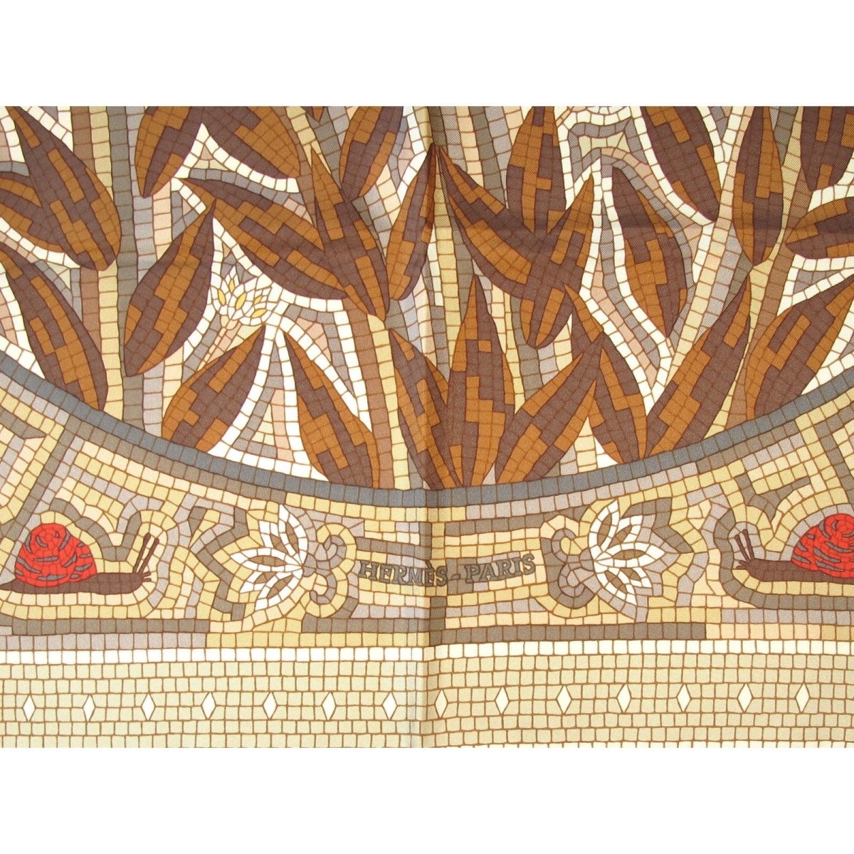 Hermes Mosaics Cave Felem by Christine Henry Twill 90