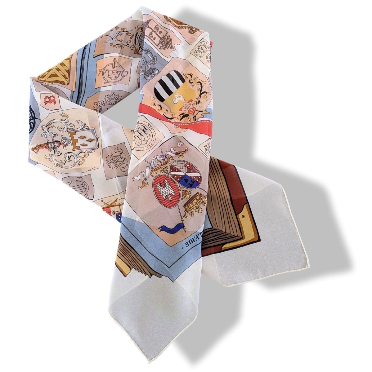 Hermes 1998 Blanc/Multi CHIFFRES ET MONOGRAMMES - ANNEE 1886 by Lise Coutin Crepe of Silk 90, Mint!