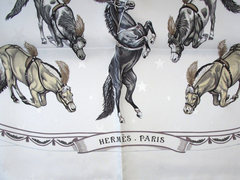 Hermes En piste Jacquard of Stars Silk with Overlay Twill 90