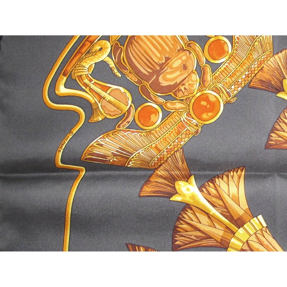 Hermes Scarabees et Pectoraux by Caty Latham Twill 90