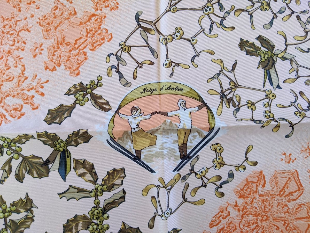 Hermes 2000s Brown Neige d'Antan by Caty Latham Pocket Scarf Gavroche 45, New!
