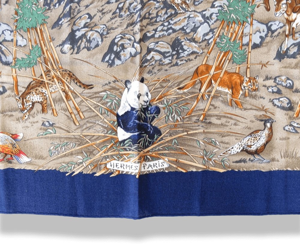 Hermes Sichuan by Robert Dallet Blanc Matte Overlay Cashmere 90