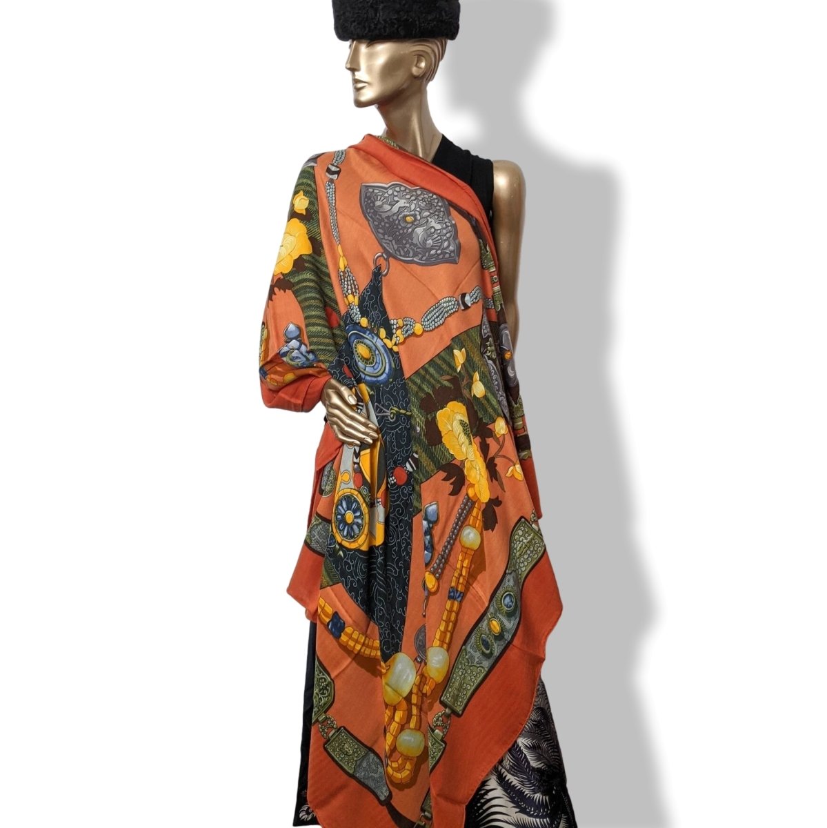 Hermes 2000s Rust Orange/Orange dégradé TIBET by Caty Latham Blanc Matt Overlay Cashmere Shawl 140, New without Tag!
