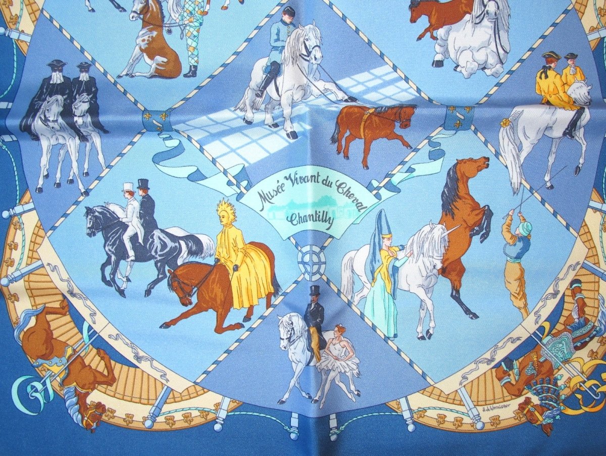 Hermes Musee Vivant du Cheval Chantilly Gavroche Pocket Scarf Twill 42, NIB!