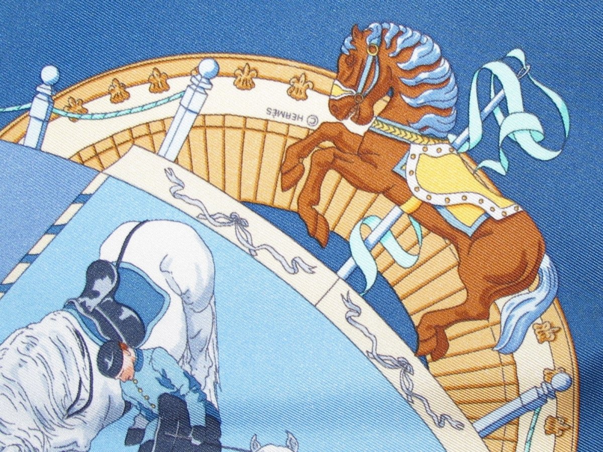 Hermes Musee Vivant du Cheval Chantilly Gavroche Pocket Scarf Twill 42
