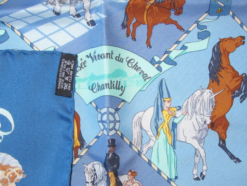 Hermes Musee Vivant du Cheval Chantilly Gavroche Pocket Scarf Twill 42
