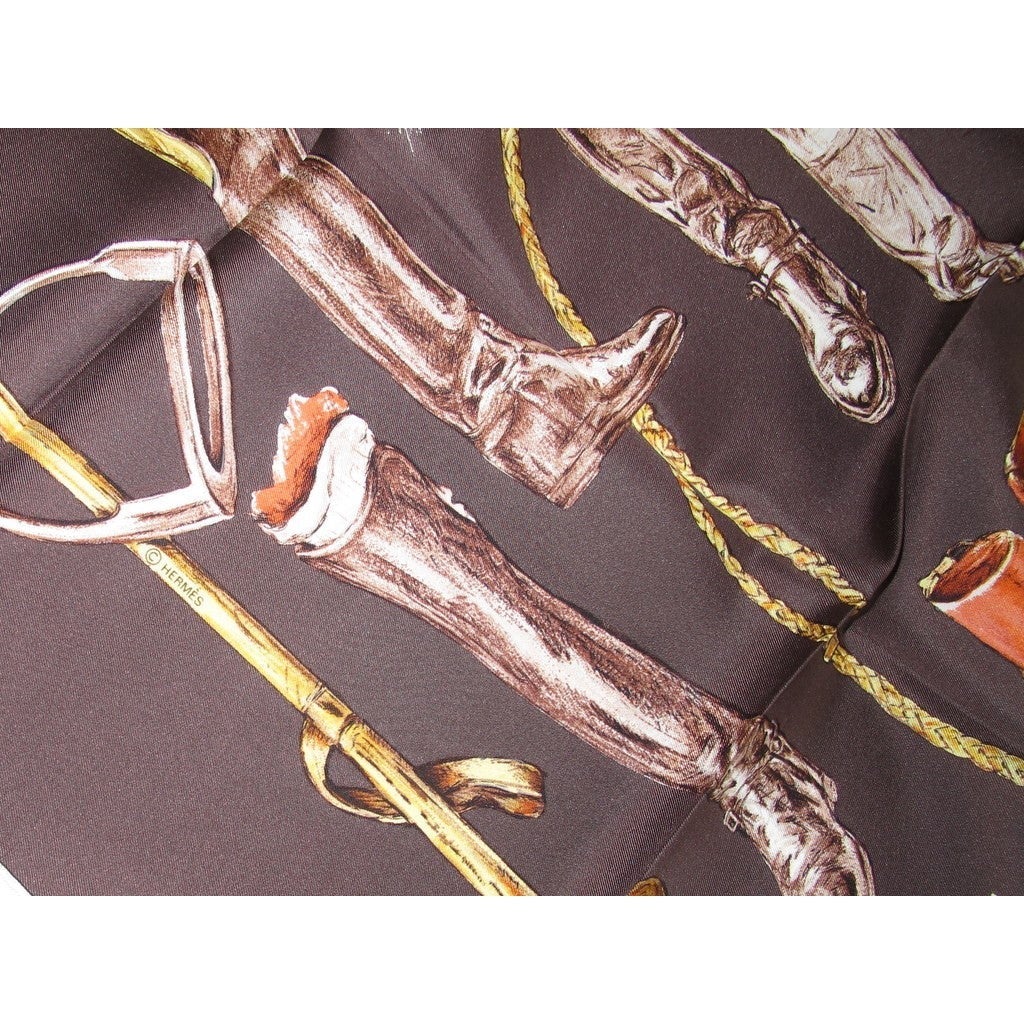 Hermes 2002 Chocolat A Propos des Bottes Blanc Matte Overlay Twill 90 by Xavier de Poret, New! - poupishop