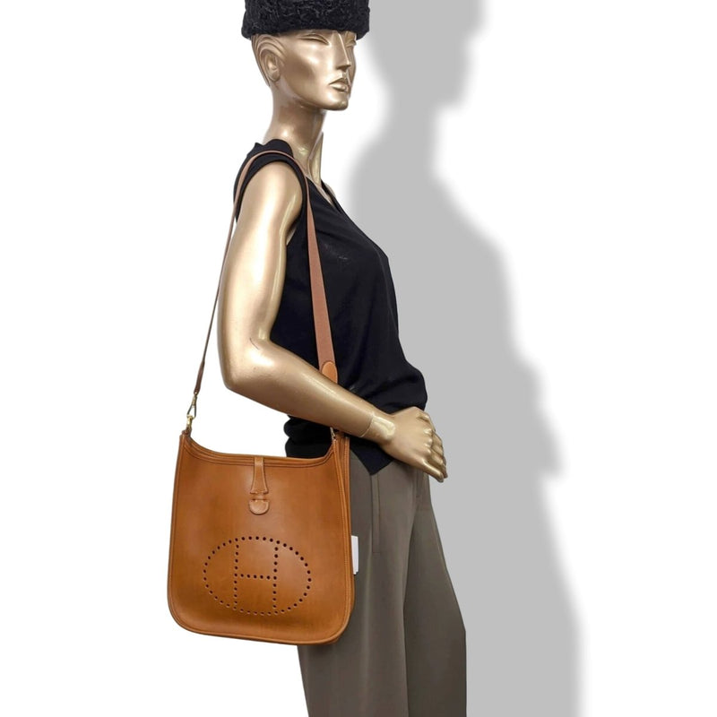 Hermes 2002 Fauve Barenia Leather EVELYNE PM Shoulder Bag GHW Superb!