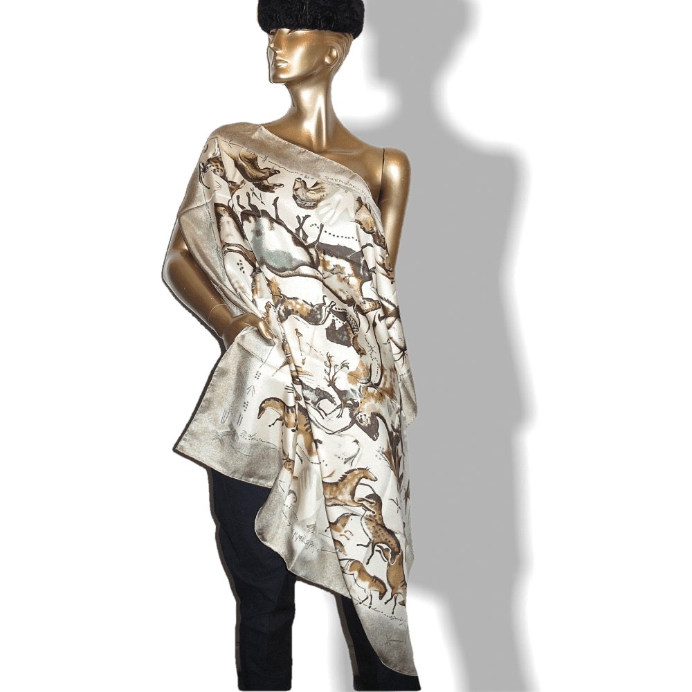 Hermes Premieres Mains by Zoe Pauwels Twill silk 90
