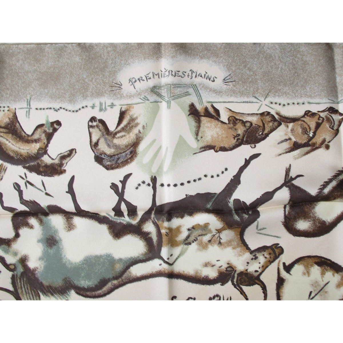 Hermes Premieres Mains by Zoe Pauwels Twill silk 90