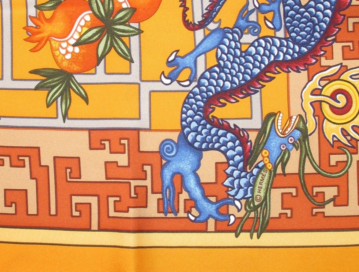 Hermes Turandot by N. Hidaka Blanc Matte Overlay Twill 90