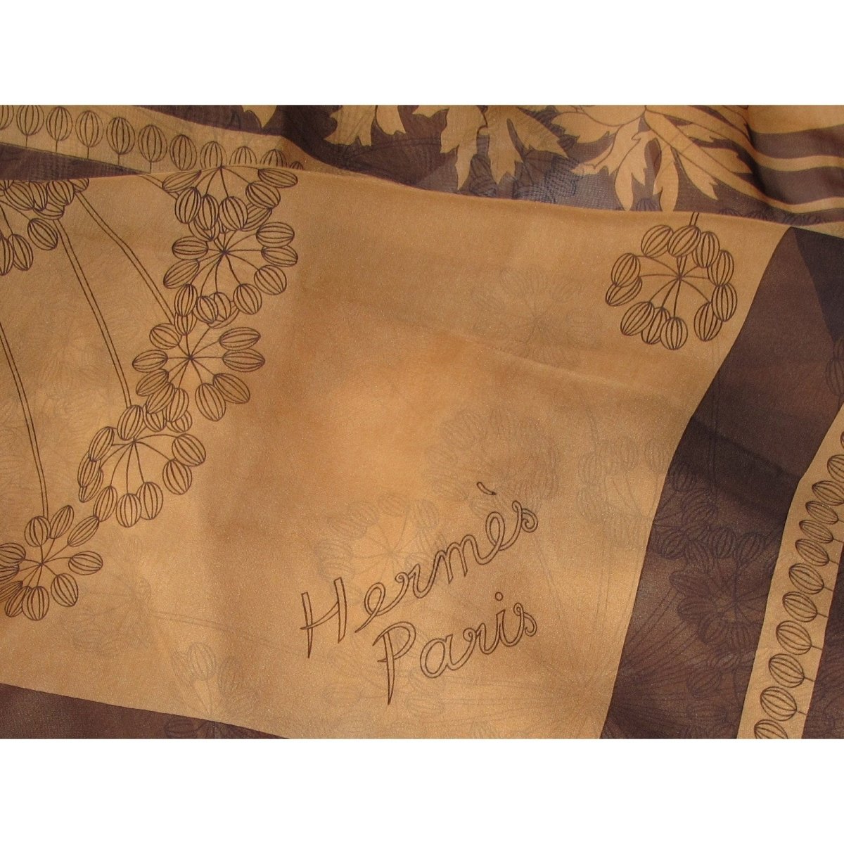 Hermes Queen Anne's Lace Ombrelles Antoine de Jacquelot Mousseline 140