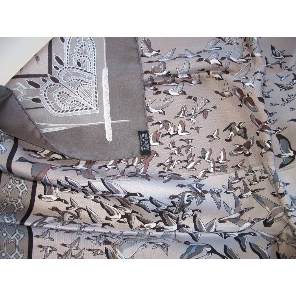 Hermes 2003 Birds Etoupe Libres Comme L'air Twill 90 New! - poupishop