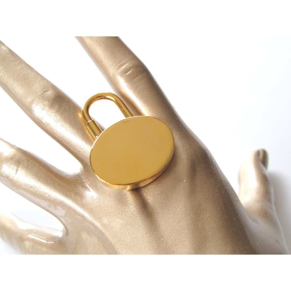 Hermes 2003 Gold Année Mediterranée Cadena Limited Lock Bag Charm