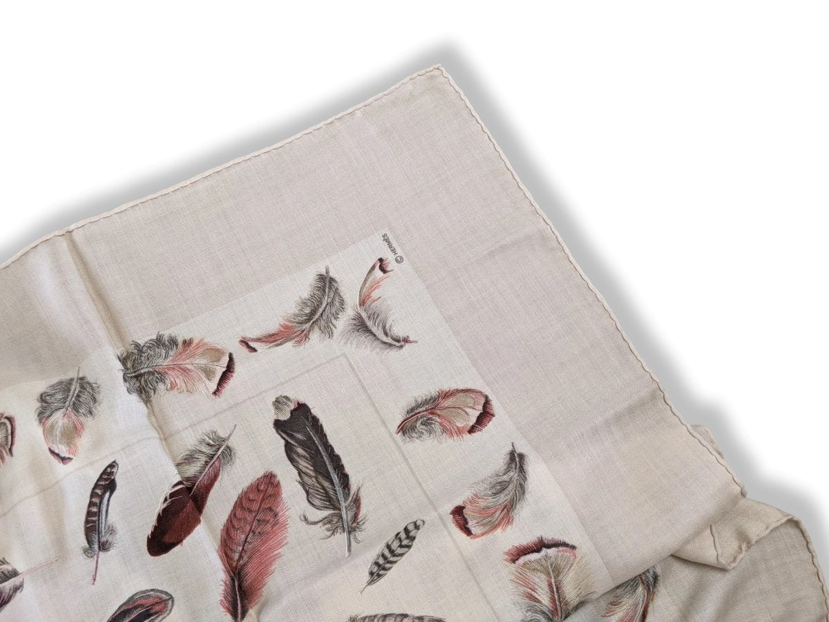 Hermes 2004 Beige/Vieux Rose Plumes by Henri de Linares Cashmere Shawl 140 Rare, Mint!