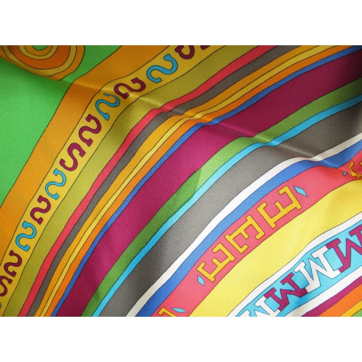 Hermes 2004 Green/Orange/Blue Tohu Bohu Twill 90