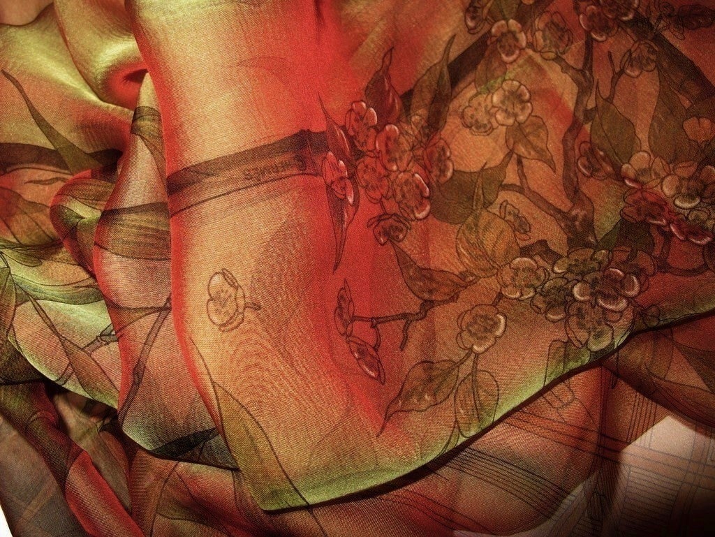 Hermes 2004 Orange/Green Serenite Silk Changeante Mousseline 140, New! - poupishop
