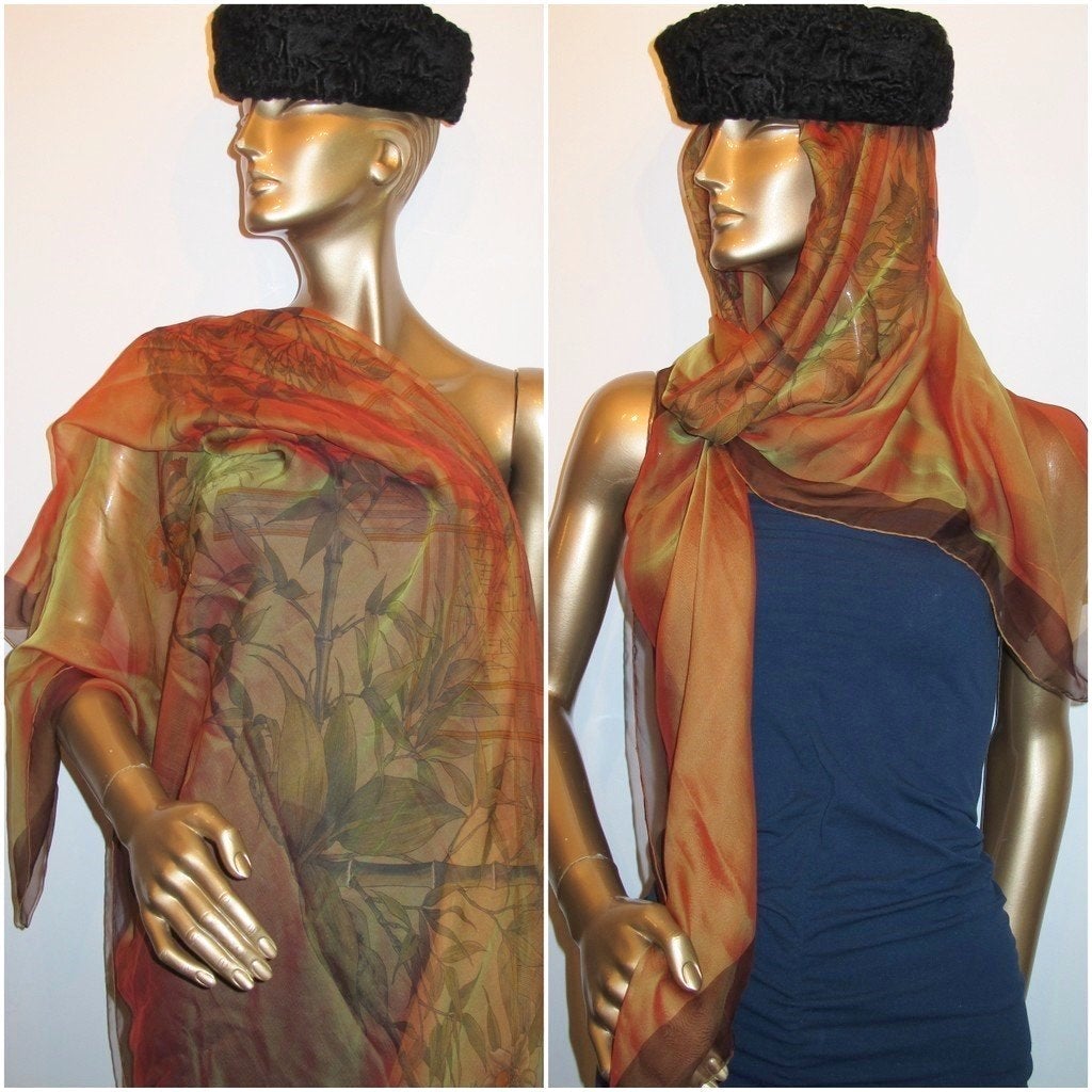 Hermes 2004 Orange/Green Serenite Silk Changeante Mousseline 140, New! - poupishop