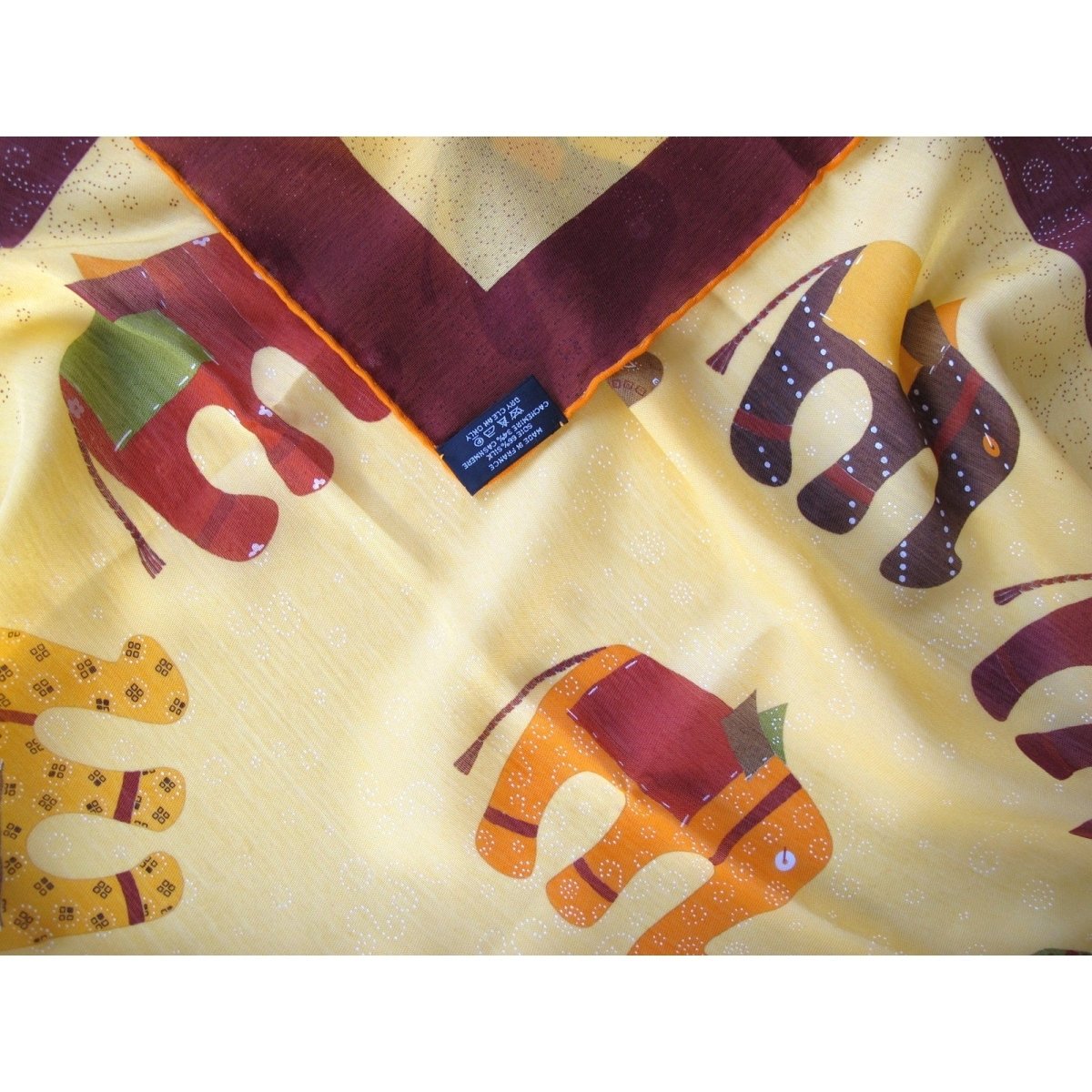 Hermes La Ronde des Elephants by Celine Huron 70 cm