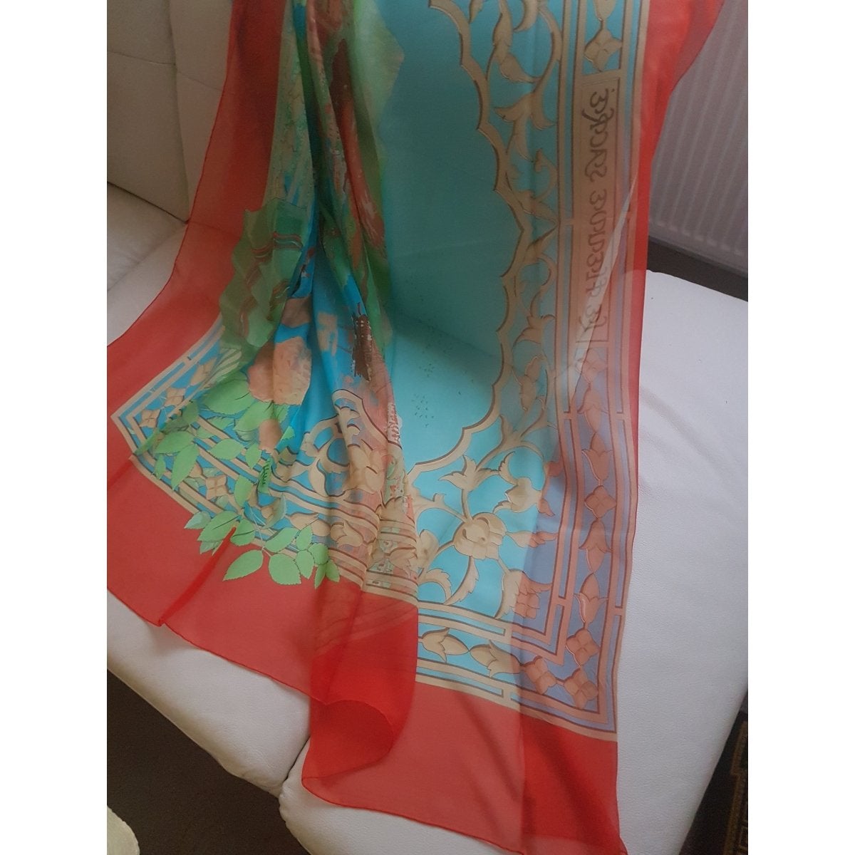 Hermes 2006 Red Blue Green Le Fleuve Sacre Mousseline 140, NIB! - poupishop