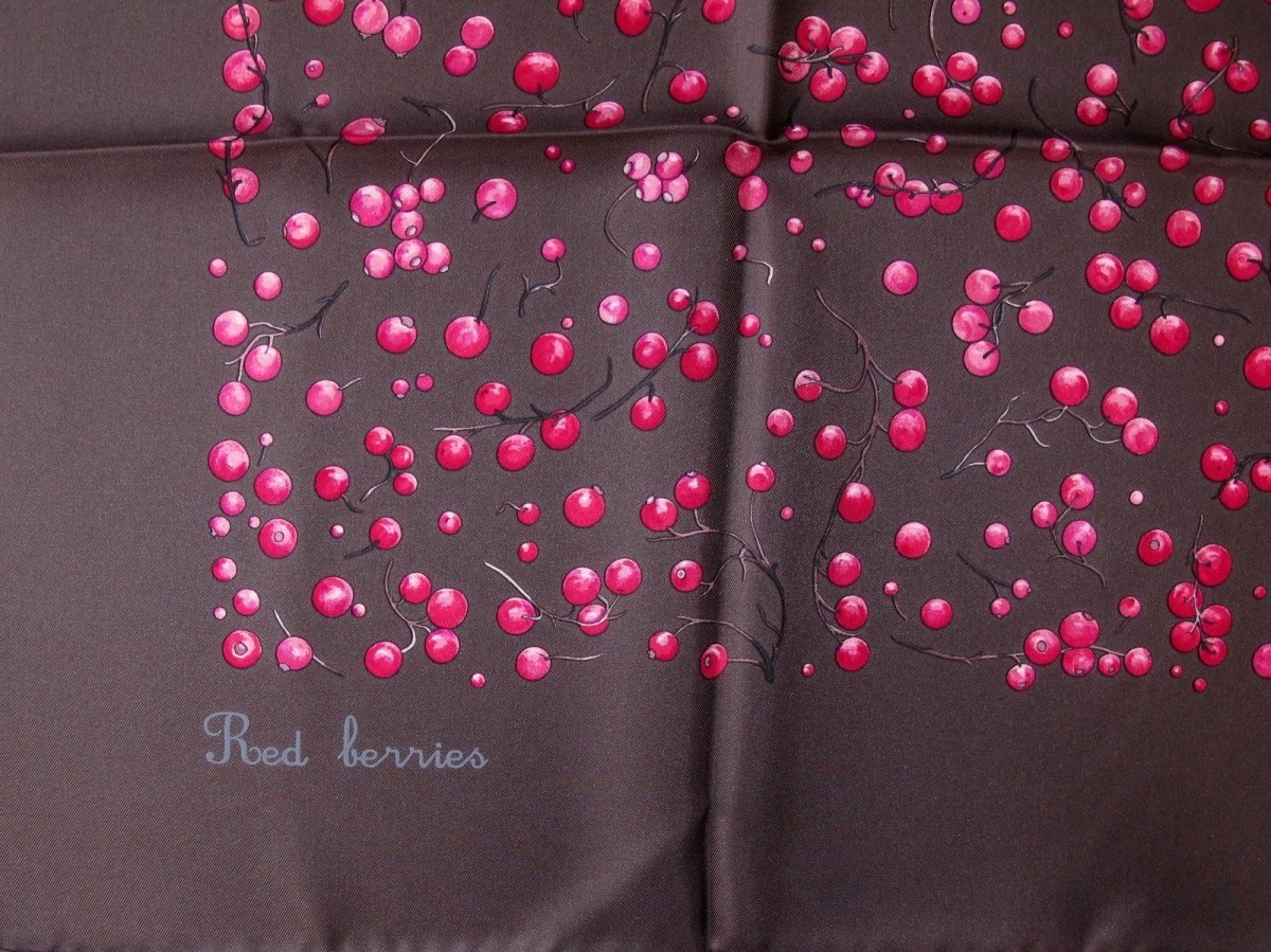 Hermes Red Berries by Leigh. P. Cooke Twill 90