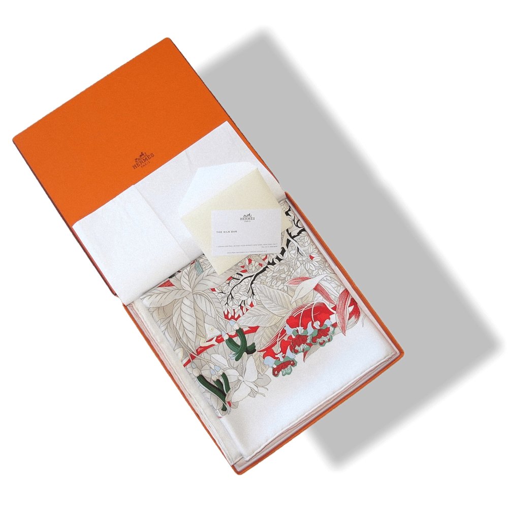 Hermes Au Coeur de la Vie by Aline Honore Twill 90