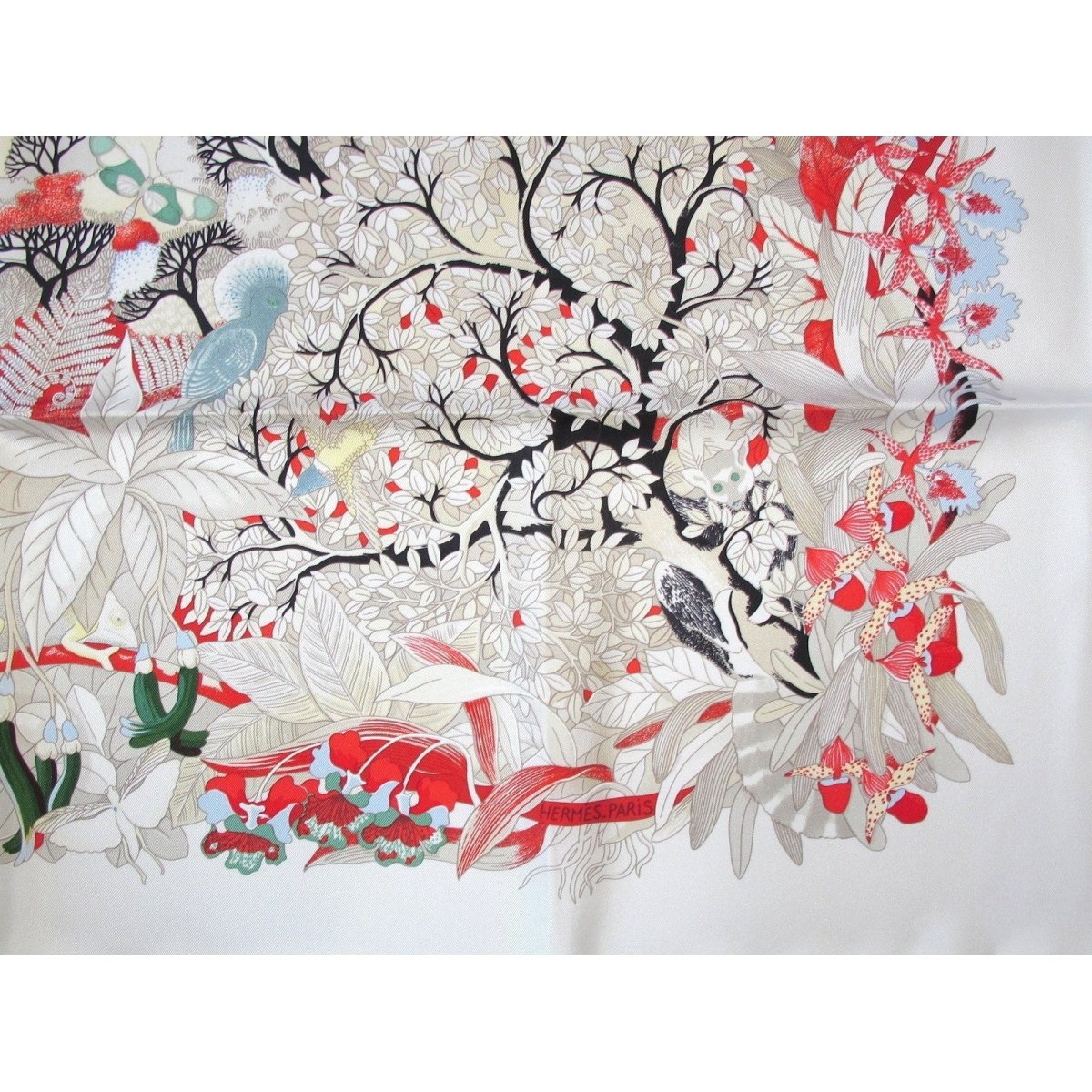 Hermes Au Coeur de la Vie by Aline Honore Twill 90