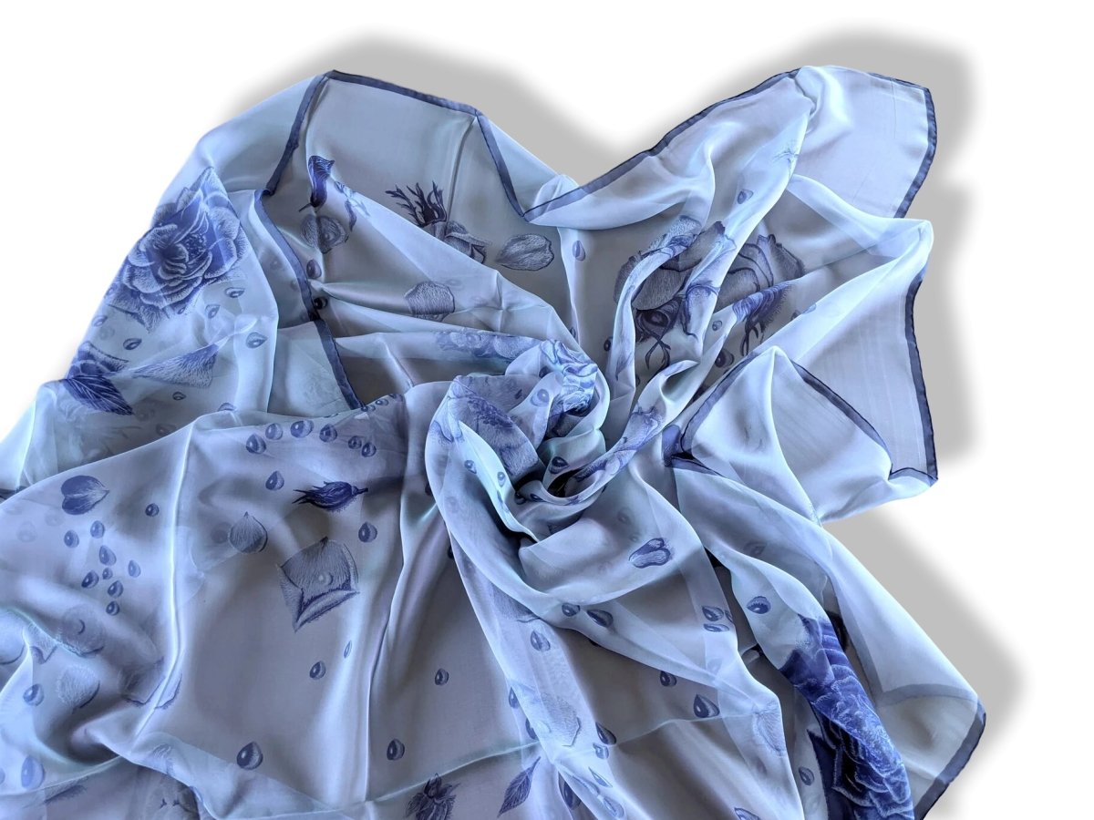 Hermes 2008 Blue LA ROSEE Mousseline of Silk Changeante Muslin 140 , NIB!