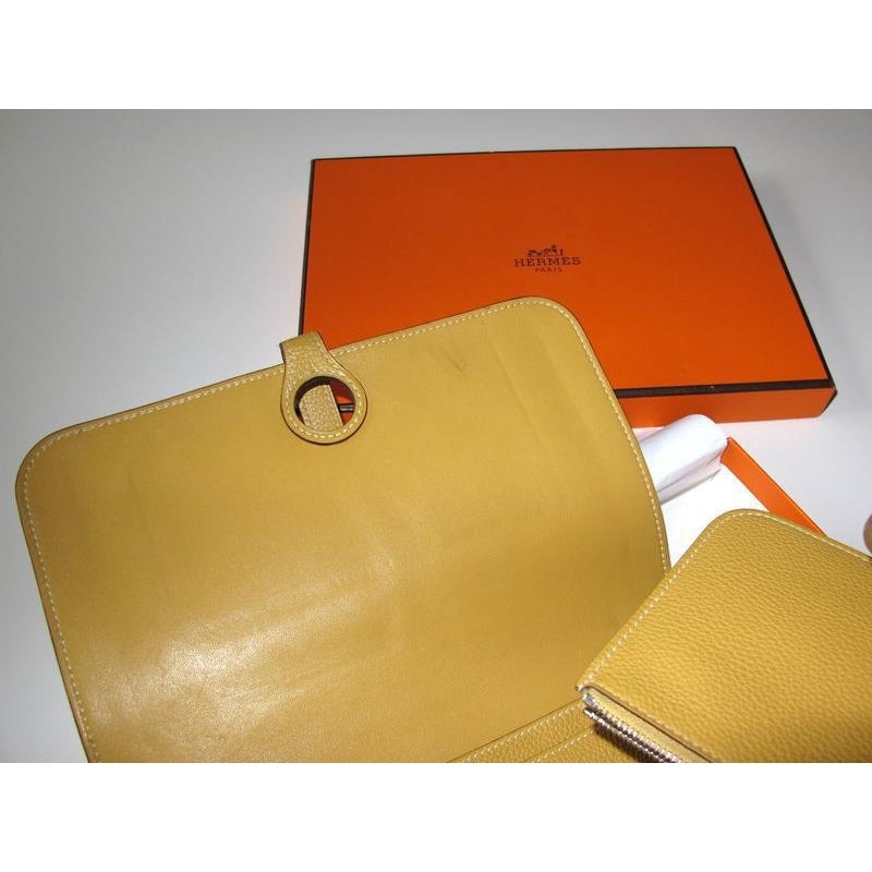 Hermes 2008 Curry Dogon Wallet GM