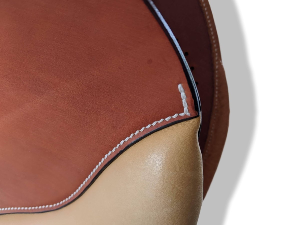 Hermes 2008 Pets Naturel/Sable Bull Calf CLASSIC ORIENTED JUMPING SADDLE, Sz 17" New!
