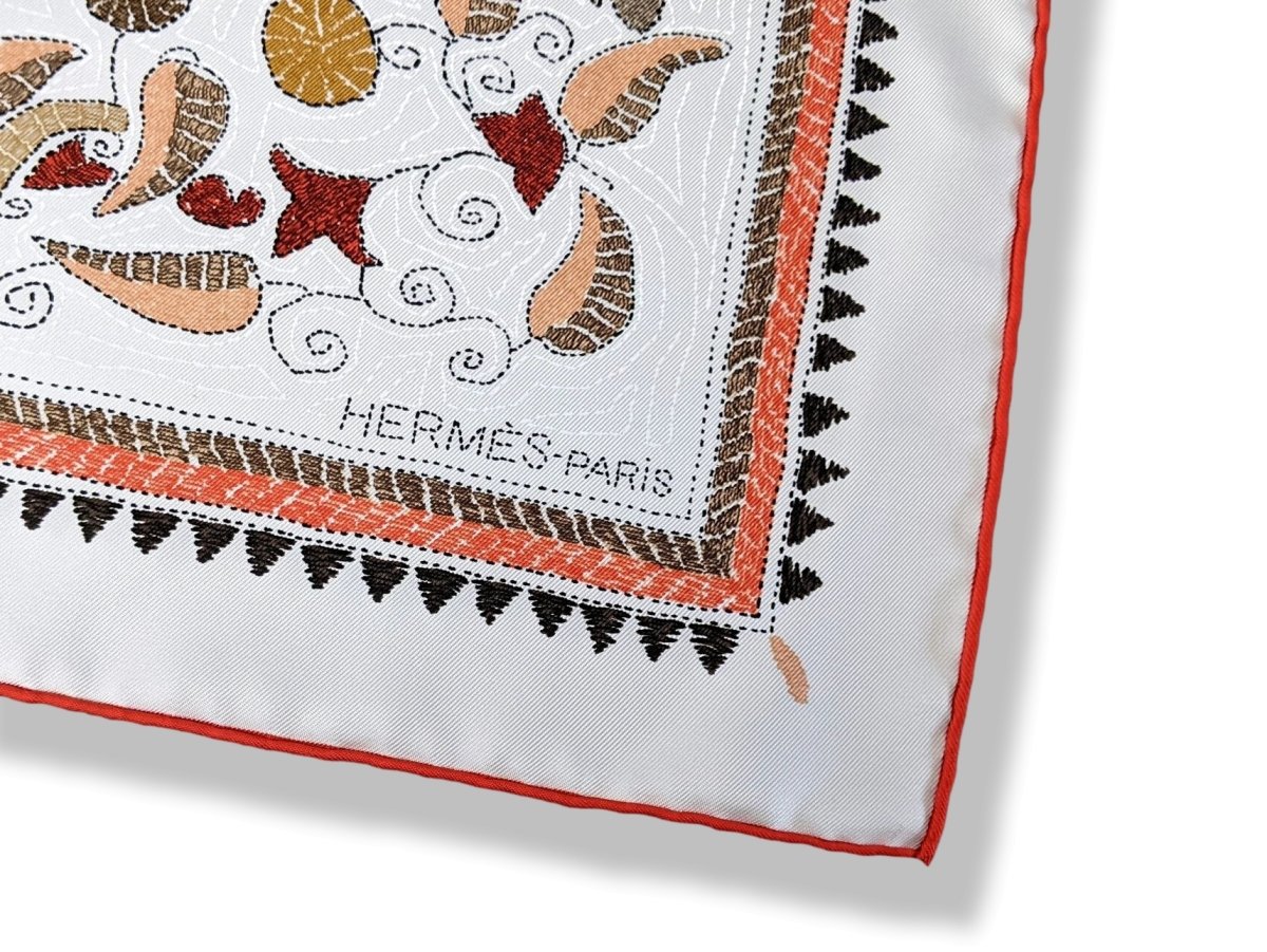 Copie de Hermes 2008 White/Red/Pumpkin Carre KANTHA Indian's Patterns Twill 90, NIB!