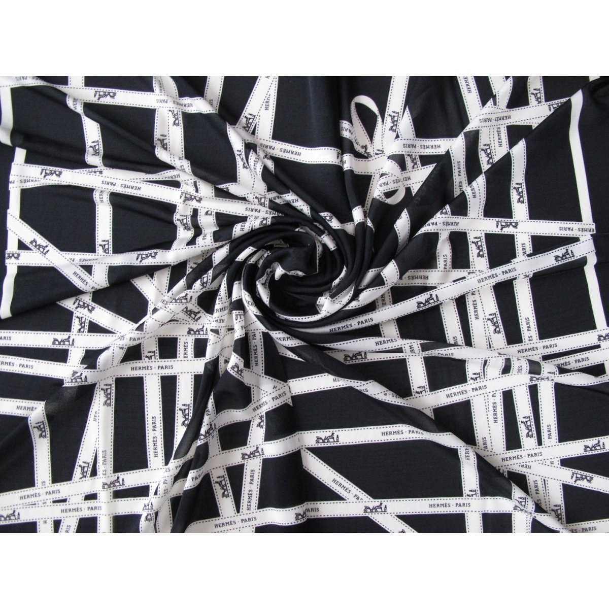 Hermes 2009 Black & White Bolduc Jersey Fluide 90