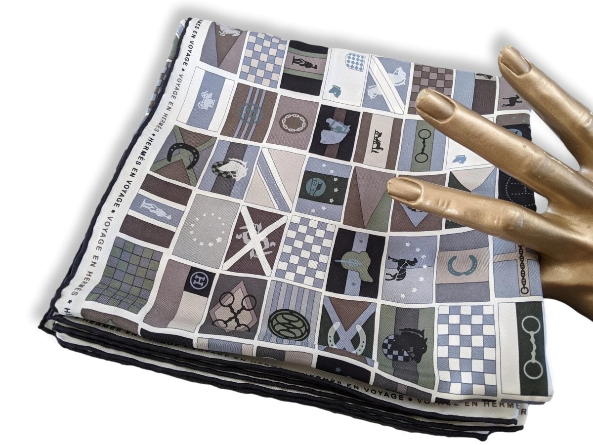 Hermes 2009 Black/White/Etoupe HERMES EN VOYAGE by Benoit Emery Blanc Matt Overprint Twill 90