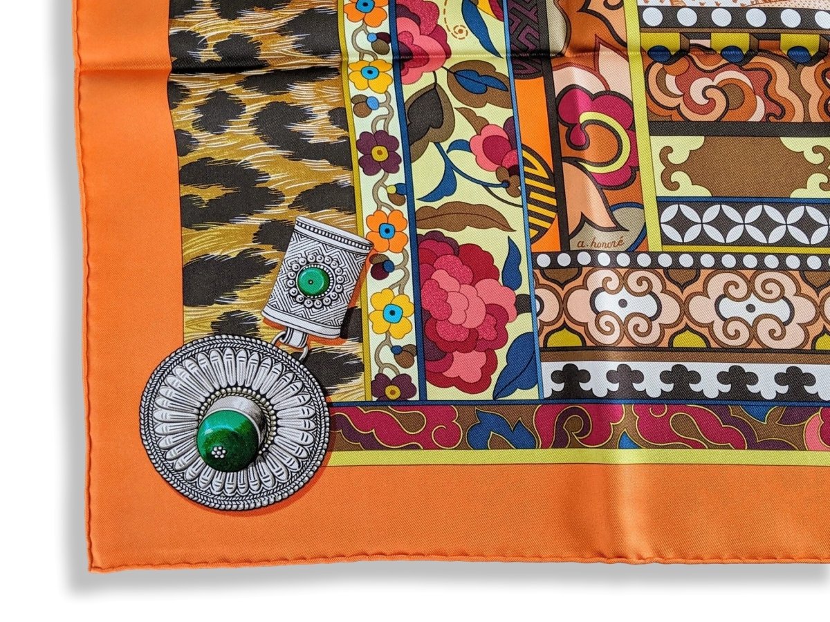Hermes 2009 Orange/Mutli LA FEMMME AUX SEMELLES DE VENT by Aline Honore