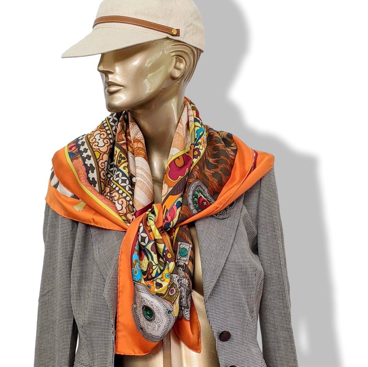 Hermes 2009 Orange/Mutli LA FEMMME AUX SEMELLES DE VENT by Aline Honore