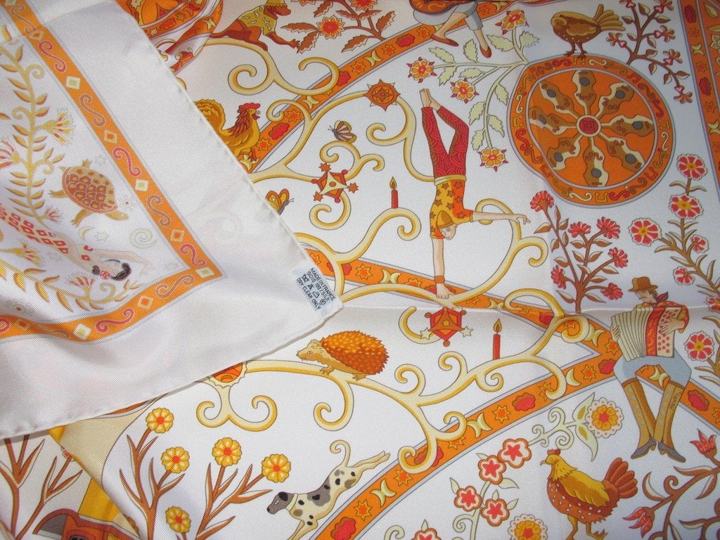 Hermes 2009 White/Orange Peuple du Vent Twill 90cm, New! - poupishop