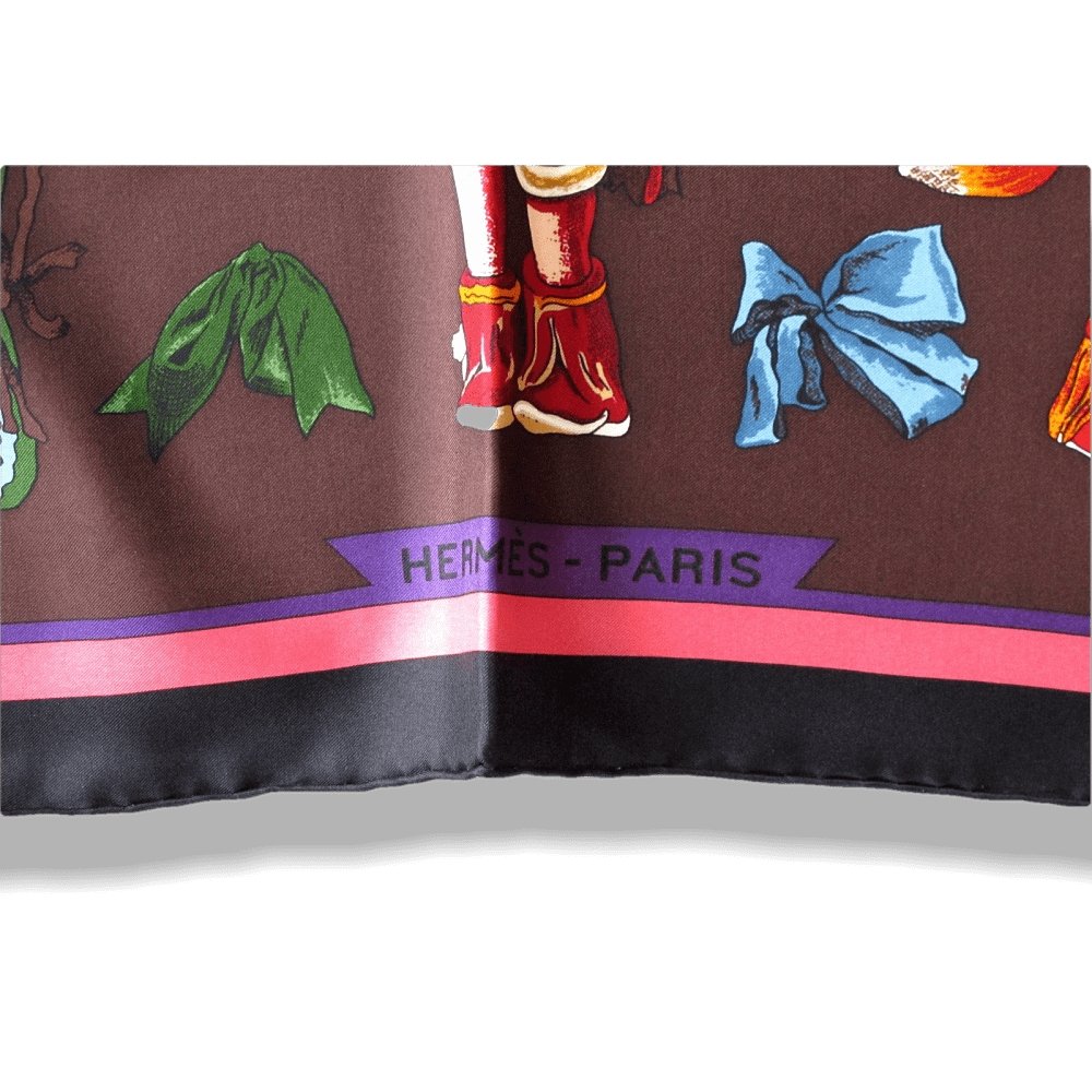 Hermes 2010 Black Kachinas Summer Silk with Blanc Matte Overlay Shawl 140, New! - poupishop