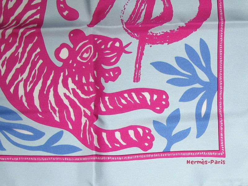 Hermes 2010 Blue Fuchsia Chinese Zodiac Annee du Tigre Gavroche Pocket Scarf 45, NIB! - poupishop