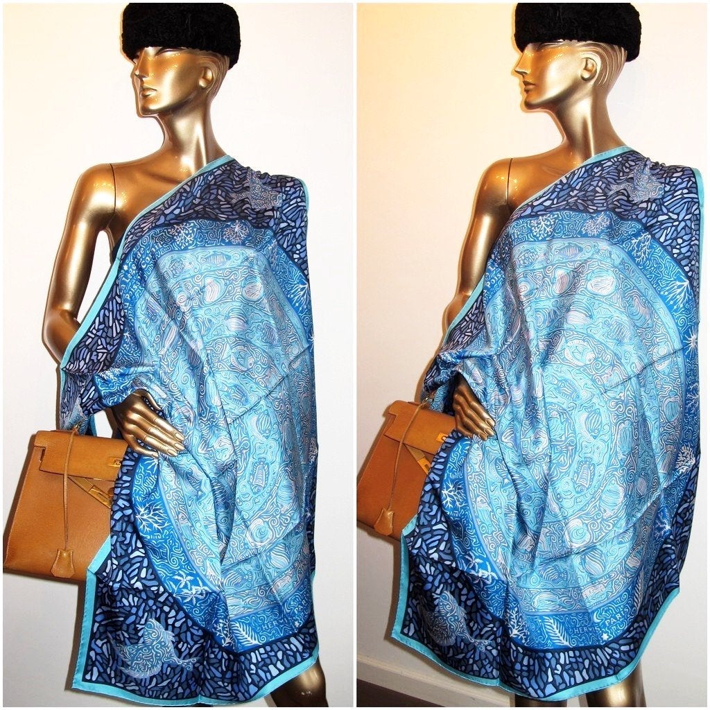 Hermes 2010 Blue/Turquoise La Legende du Poisson Corail Twill 90cm, New! - poupishop