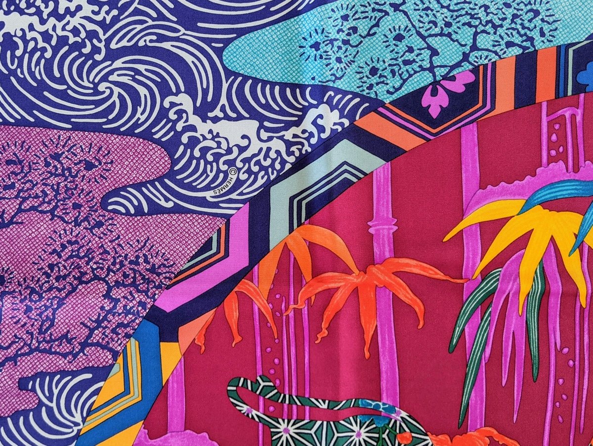 Hermes 2011 Bleu/Fuschia/Jaune EX-LIBRIS EN KIMONOS by Anamorphee Twill 90