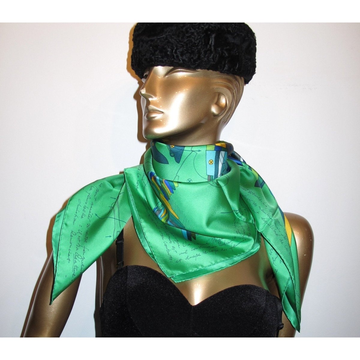 Hermes 2011 Green Le Pegase d'Hermès Twill 90, New! - poupishop