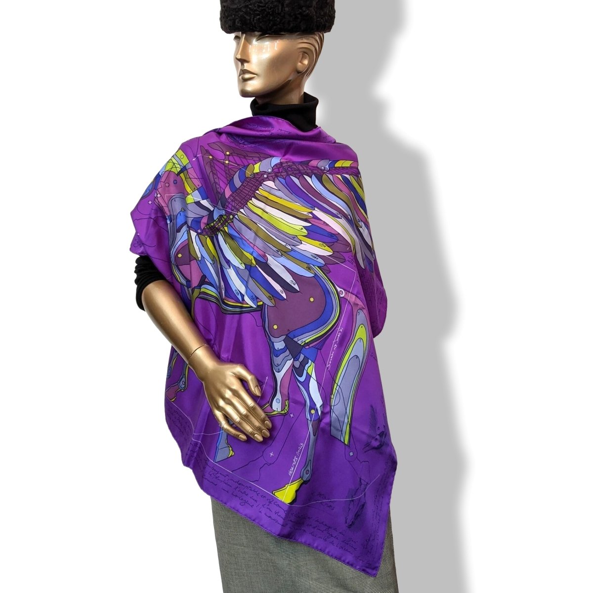 Hermes 2011 Purple LE PEGASE D'HERMES by Christian Renonciat Twill 90, Mint!