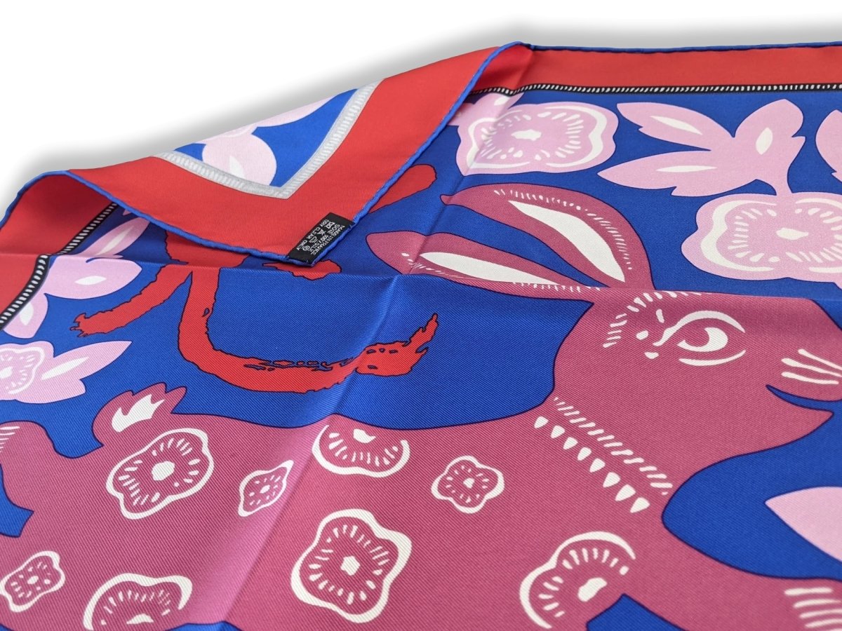 Hermes 2011 Rouge/Bleu/Rose Chinese Zodiac "Annee du Lievre" Gavroche Pocket Scarf 45, New!