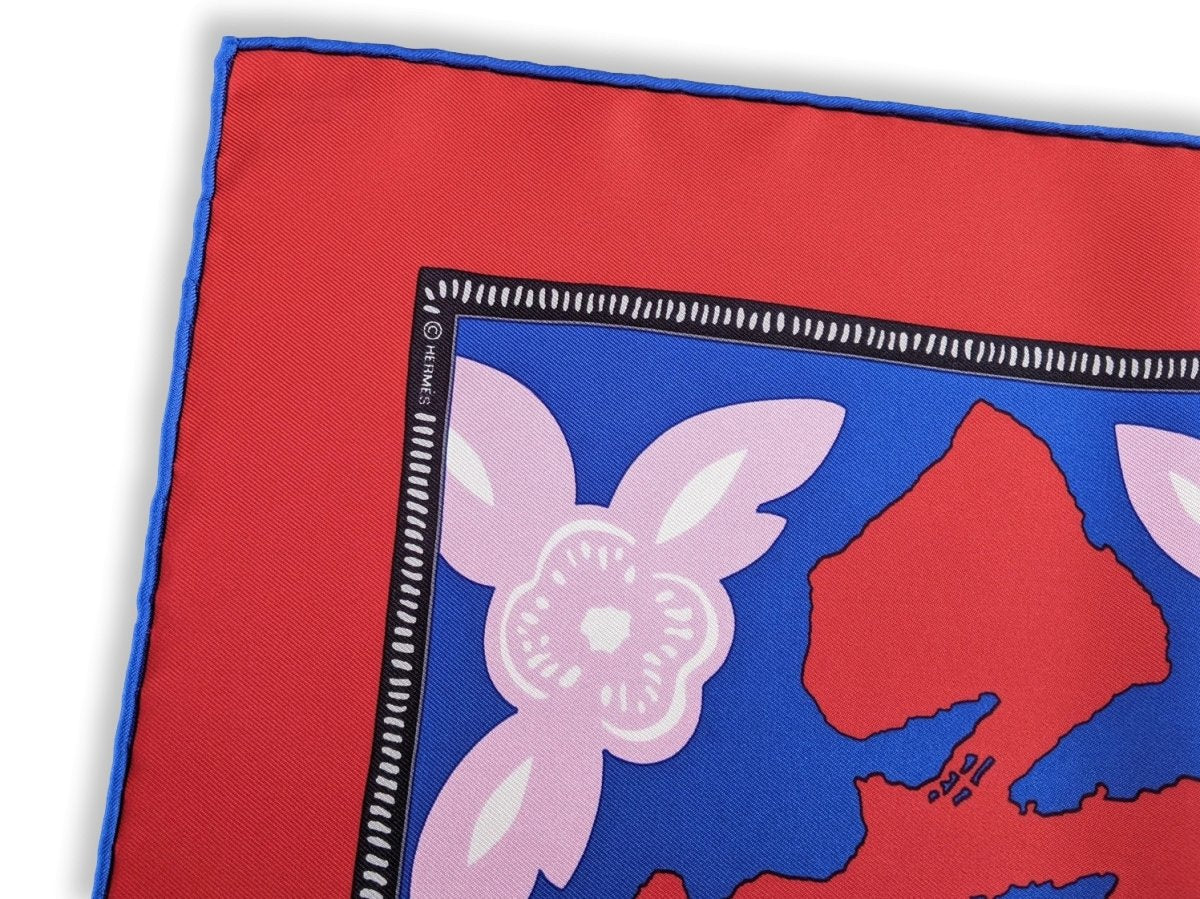 Hermes 2011 Rouge/Bleu/Rose Chinese Zodiac "Annee du Lievre" Gavroche Pocket Scarf 45, New!
