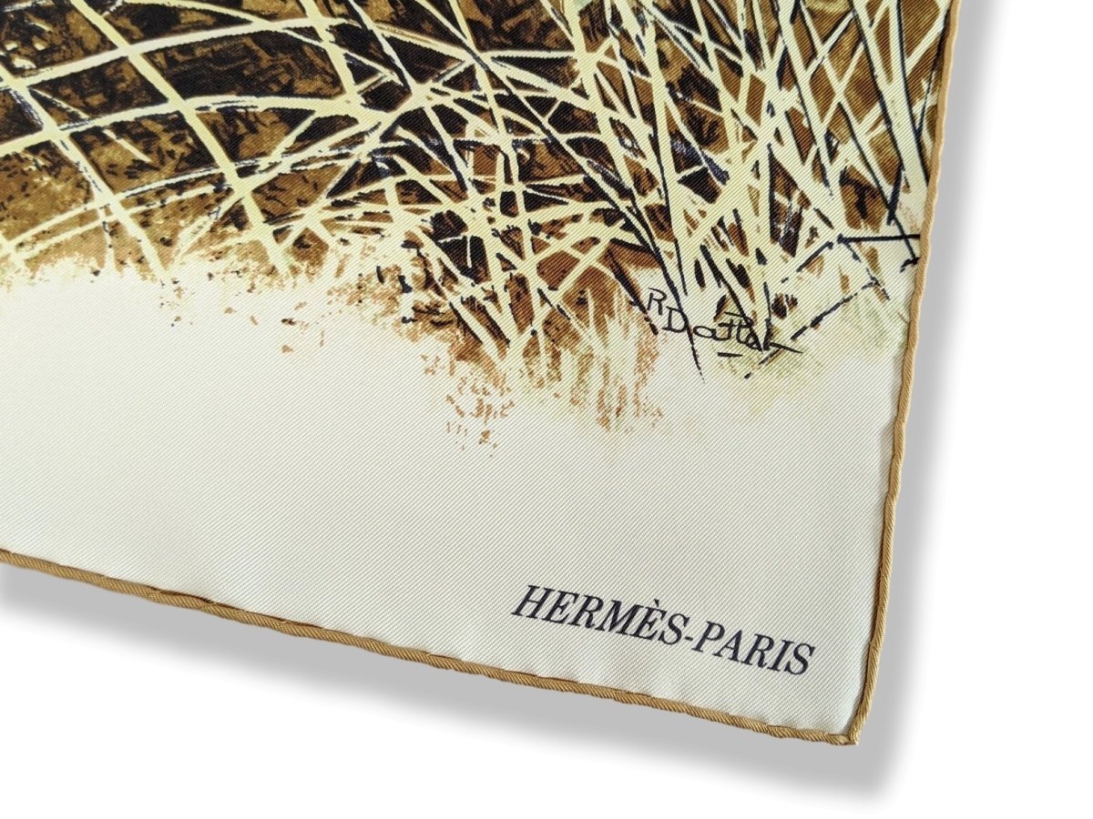 Hermes 2012 Beige Bleu Tigre du Bengal by Robert Dallet Twill 90