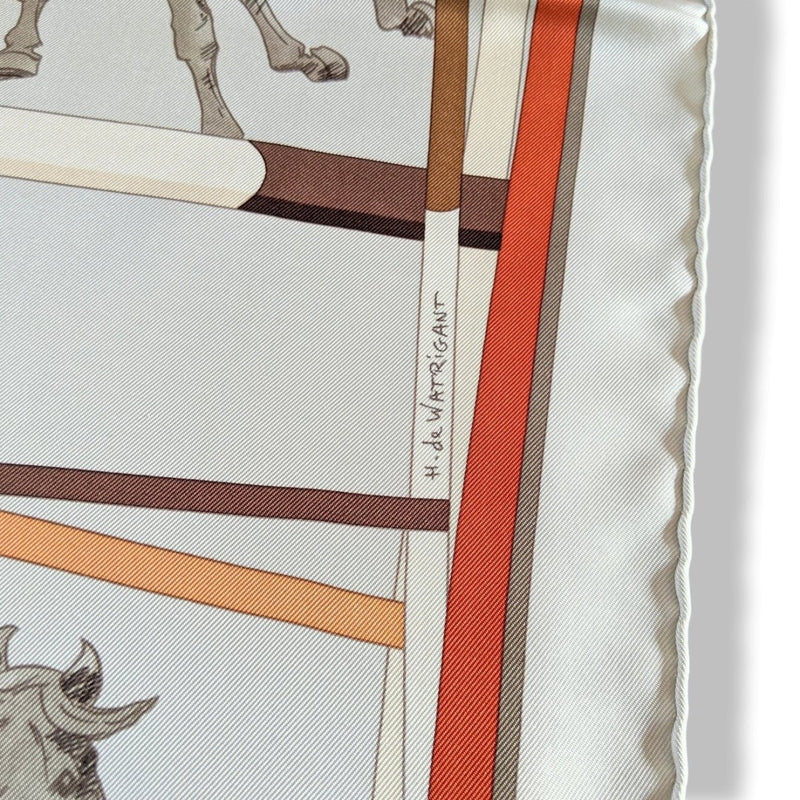 Hermes 2012 Beige Mastic SAUT D'OBSTACLE Special Issue SAUT AU GRAND PALAIS Twill 90