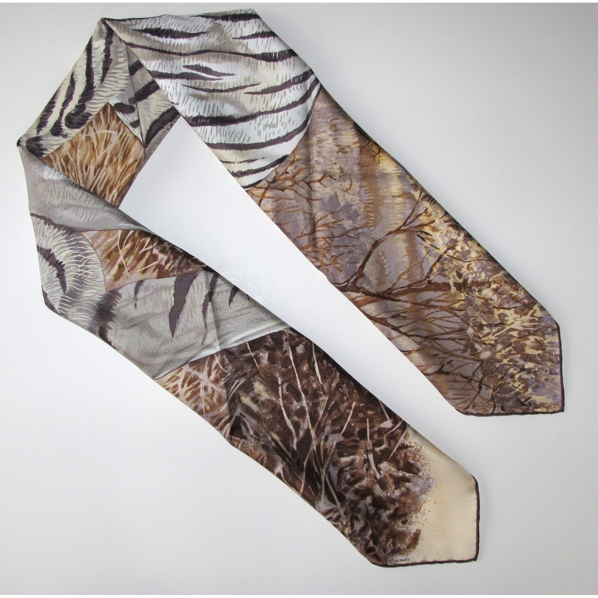 Hermes 2012 Beige Tigre du Bengal by Robert Dallet Twill 90, NIB! - poupishop